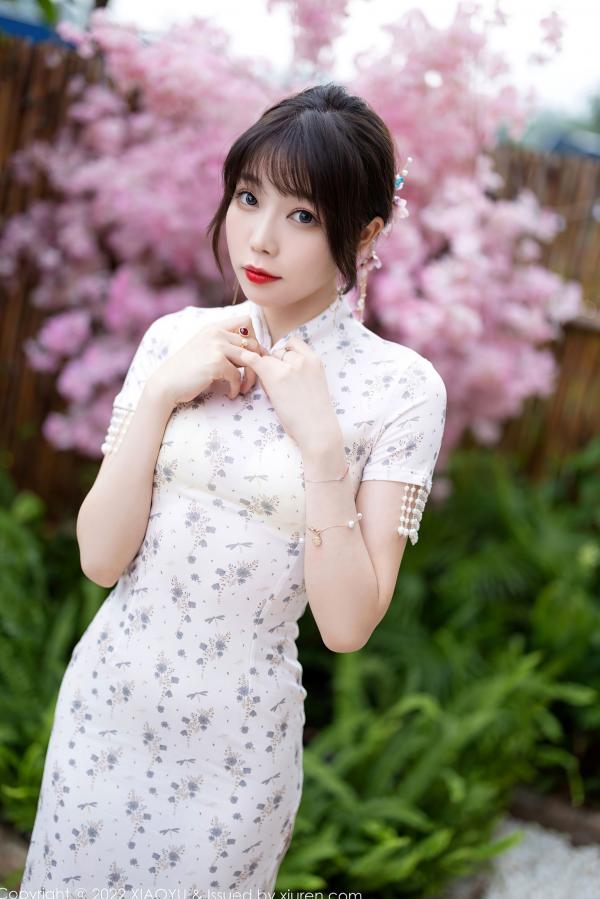    XiaoYu语画界-838-徐莉芝-唯美樱花户外夜拍-白色透视蕾丝长裙-极品丝袜高跟-性感诱惑私房女神写真第26张图片
