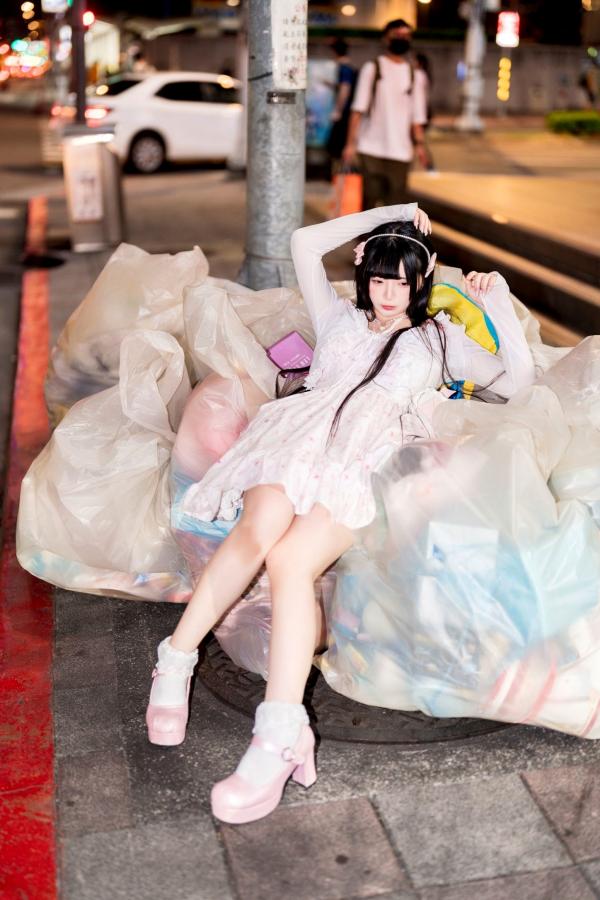   落落raku-似水流年：洛丽塔街拍梦幻夜景，甜美清纯少女的都市夜色写真第30张图片