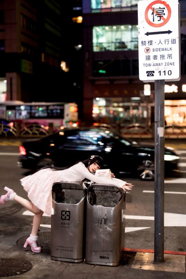    落落raku-似水流年：洛丽塔街拍梦幻夜景，甜美清纯少女的都市夜色写真第32张图片