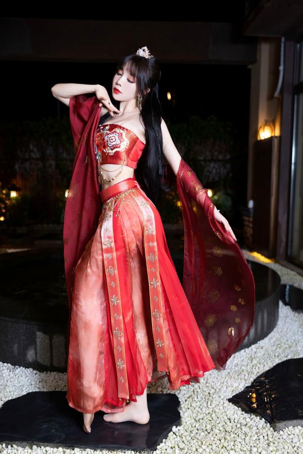    XiaoYu语画界-827-徐莉芝Booty-泳池红色轻透古装私房-性感极品古风大尺度艺术写真第2张图片