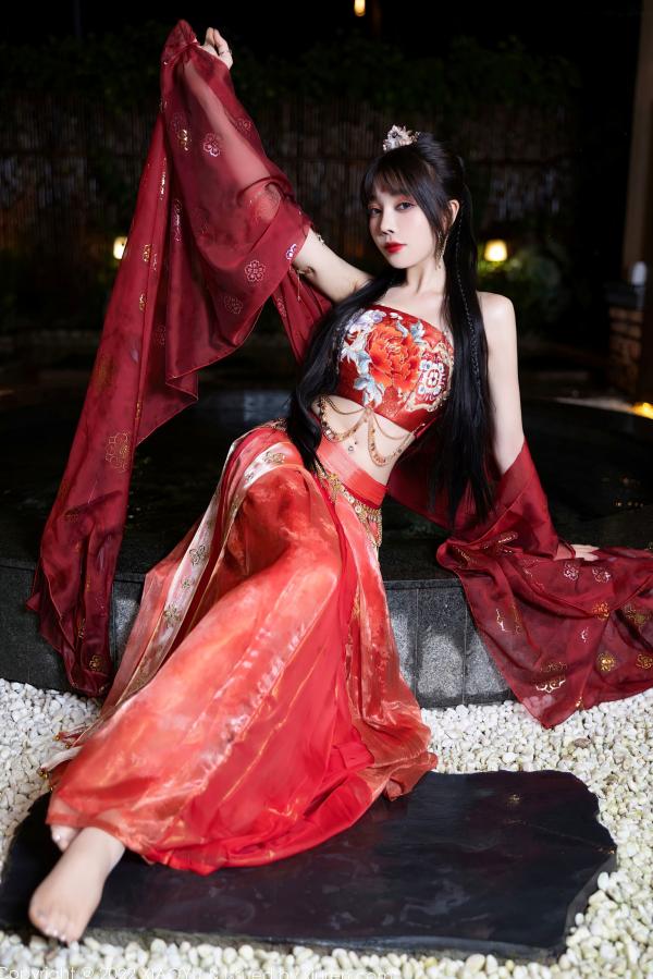    XiaoYu语画界-827-徐莉芝Booty-泳池红色轻透古装私房-性感极品古风大尺度艺术写真第8张图片