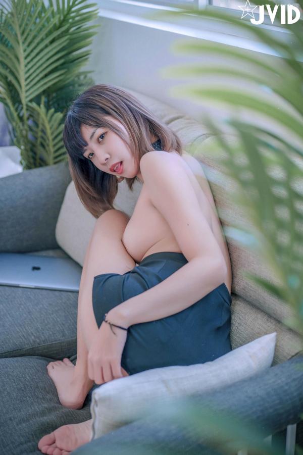    JVID-果宝宝-职场面试主题，OL制服诱惑，极致曲线诠释大尺度职场风情第63张图片