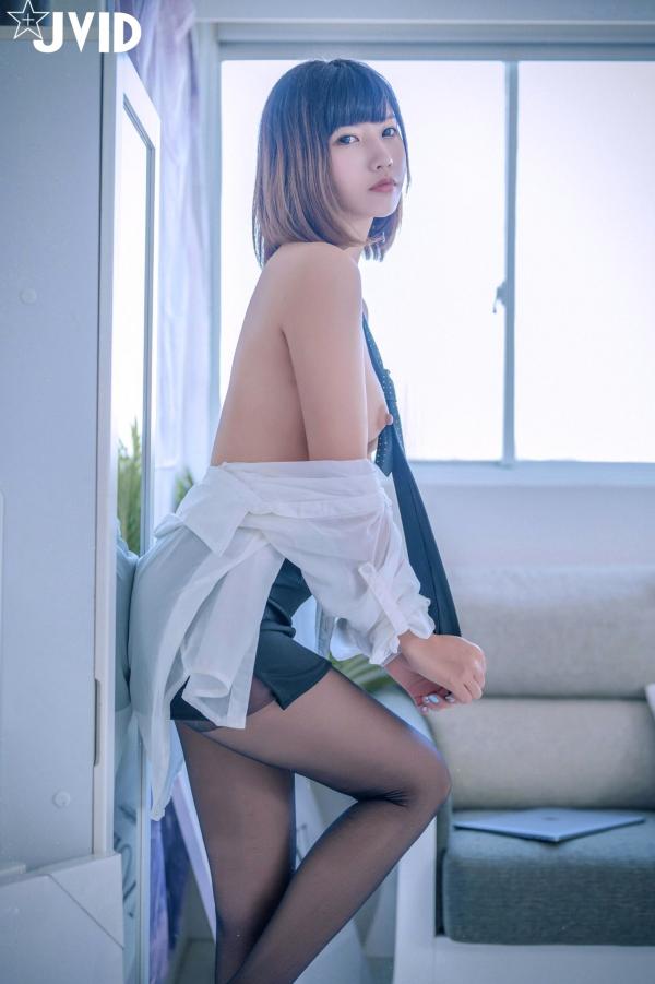    JVID-果宝宝-职场面试主题，OL制服诱惑，极致曲线诠释大尺度职场风情第90张图片