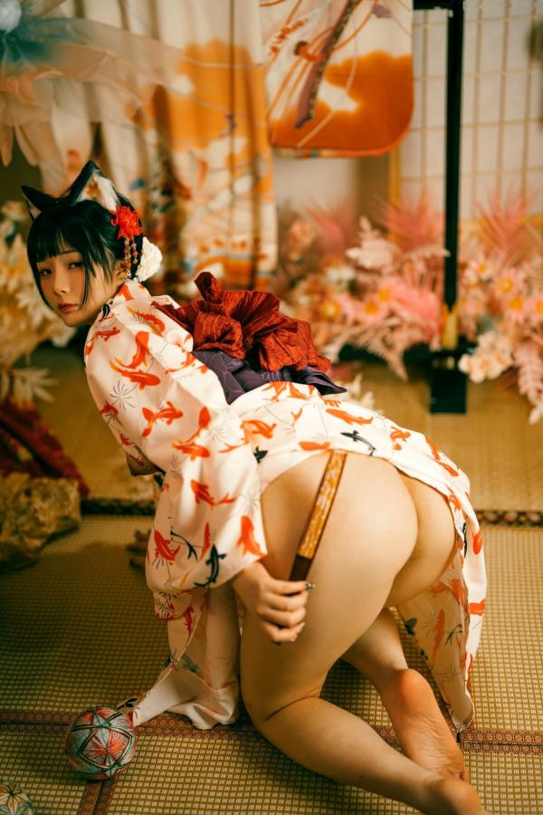    落落Raku-成人式：精致和服诱惑，猫耳装扮与红绳私房写真，极致身材尽显日系魅力第22张图片