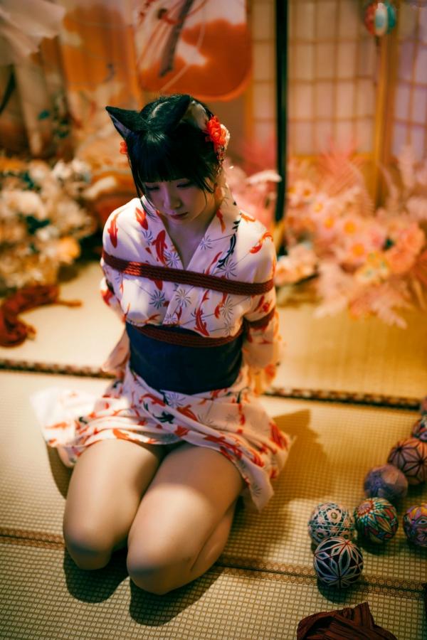    落落Raku-成人式：精致和服诱惑，猫耳装扮与红绳私房写真，极致身材尽显日系魅力第25张图片