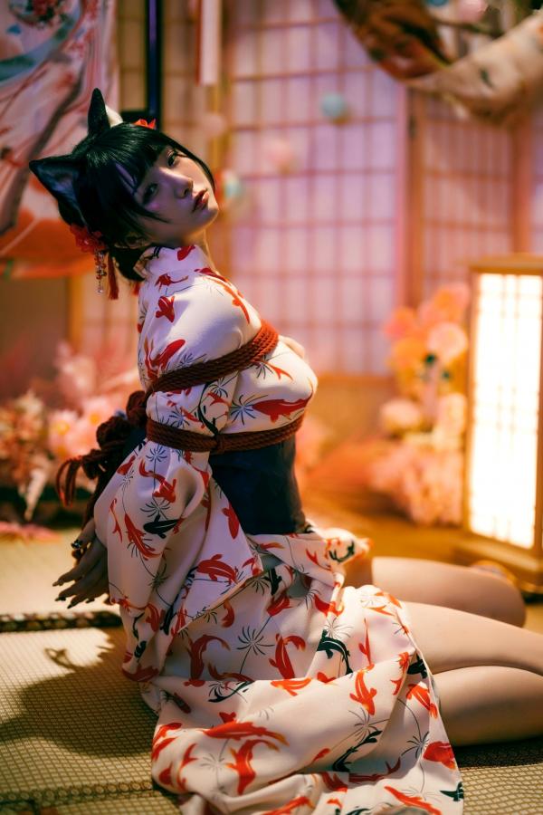    落落Raku-成人式：精致和服诱惑，猫耳装扮与红绳私房写真，极致身材尽显日系魅力第27张图片