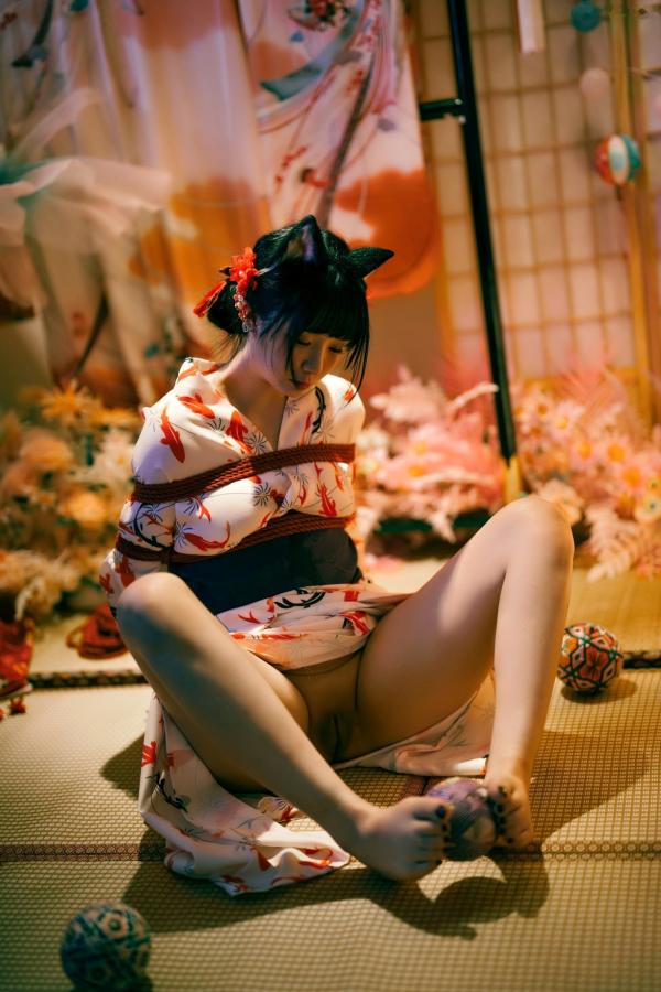    落落Raku-成人式：精致和服诱惑，猫耳装扮与红绳私房写真，极致身材尽显日系魅力第29张图片