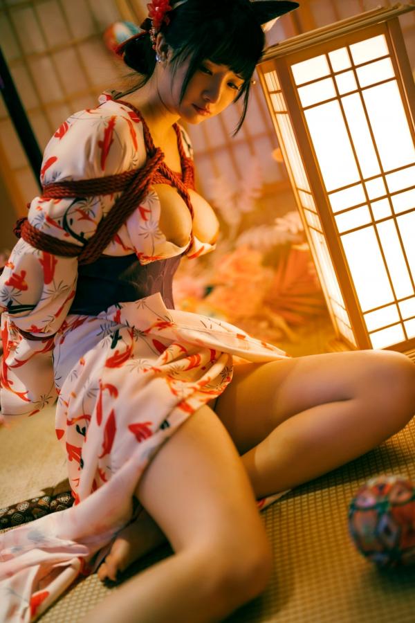    落落Raku-成人式：精致和服诱惑，猫耳装扮与红绳私房写真，极致身材尽显日系魅力第38张图片