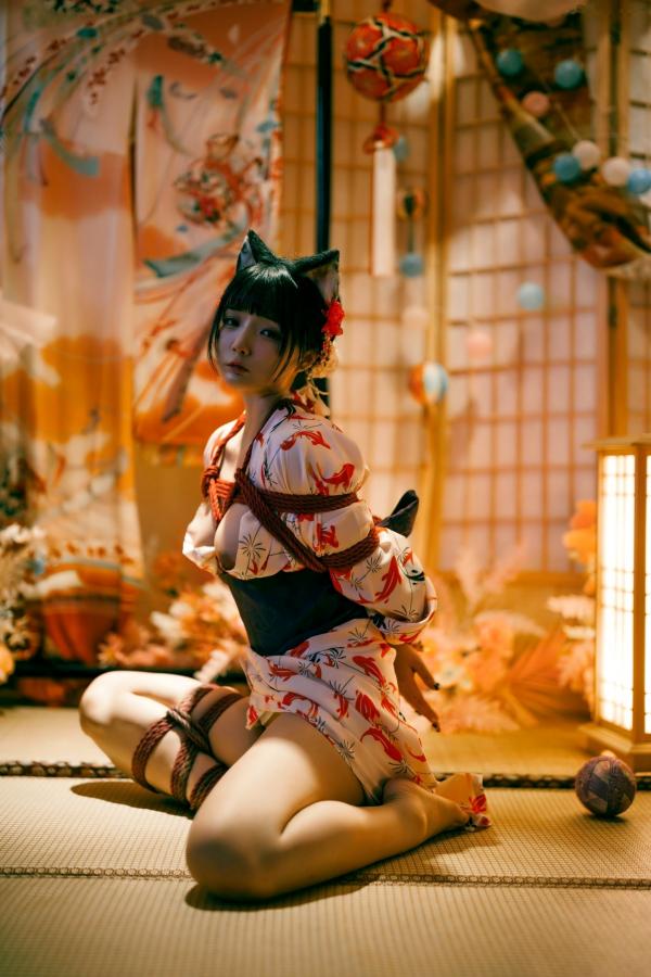    落落Raku-成人式：精致和服诱惑，猫耳装扮与红绳私房写真，极致身材尽显日系魅力第41张图片