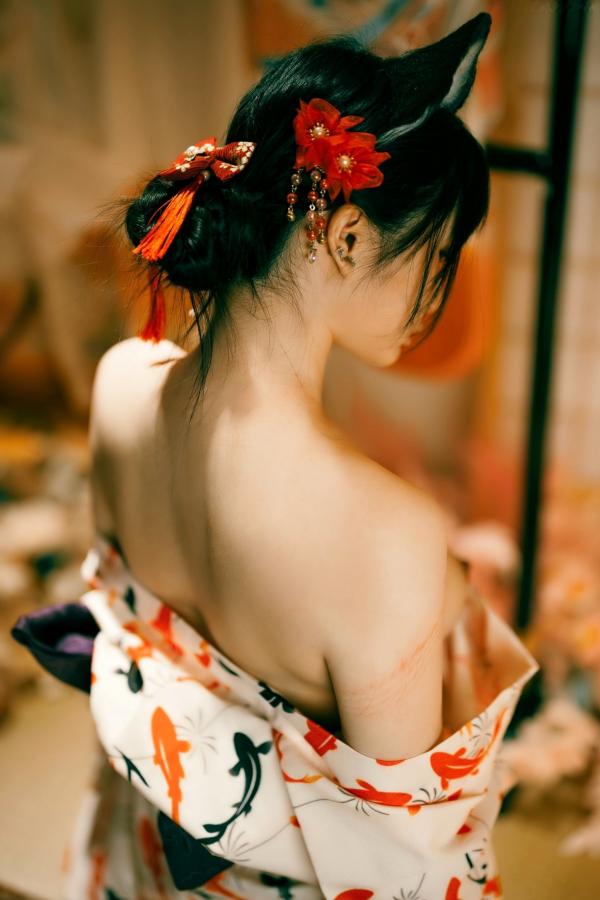    落落Raku-成人式：精致和服诱惑，猫耳装扮与红绳私房写真，极致身材尽显日系魅力第54张图片