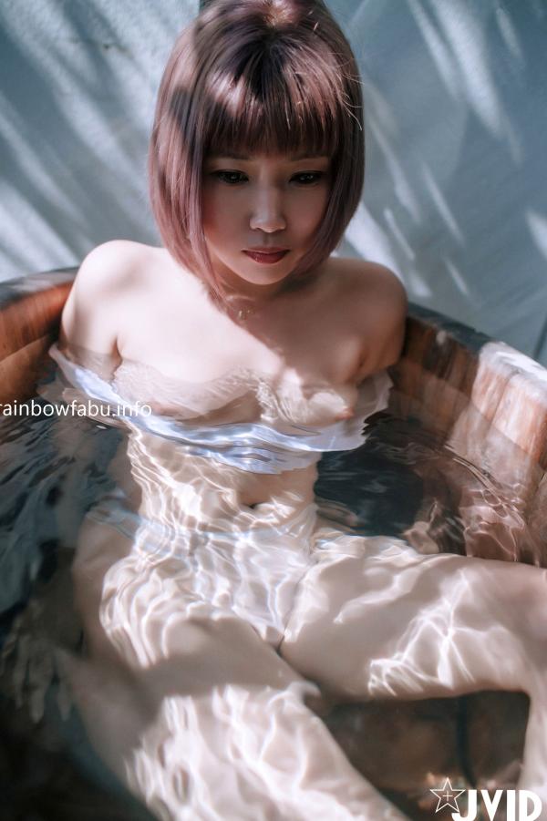    JVID-果寶寶-未曾谋面的网恋小女友：短发私房写真，网眼诱惑、大尺度自然光影，极品纯欲诱惑第76张图片