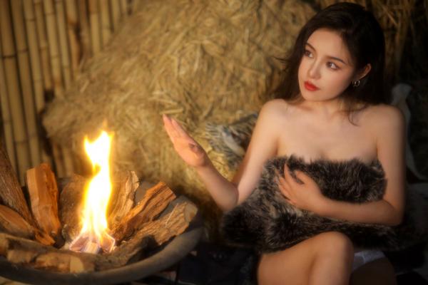    桃暖酱-篝火温暖诱惑写真，野性复古风，极致唯美私房摄影第7张图片