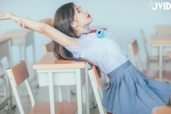    JVID-木木森-教室制服诱惑-放学后课后特别授课-清纯校服与火辣身材的极致碰撞第24张图片