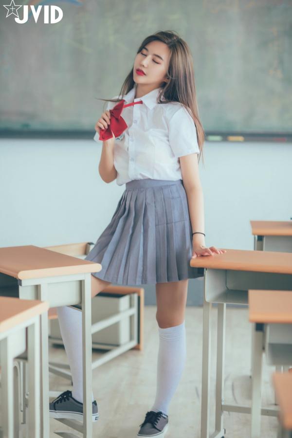    JVID-木木森-教室制服诱惑-放学后课后特别授课-清纯校服与火辣身材的极致碰撞第33张图片