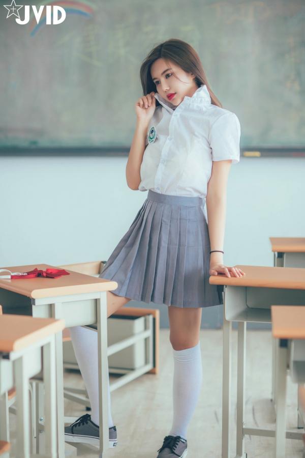    JVID-木木森-教室制服诱惑-放学后课后特别授课-清纯校服与火辣身材的极致碰撞第42张图片