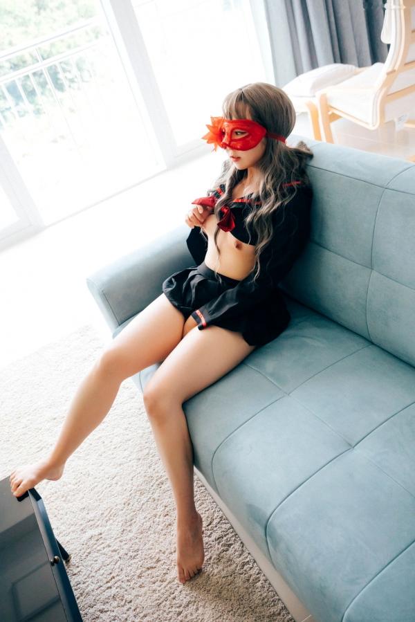   韩国美女Kissme-Jinjoo私房写真，神秘面具下的绝美诱惑，极致大尺度蕾丝边互动，居家性感制服风格，无圣光真实记录第1张图片