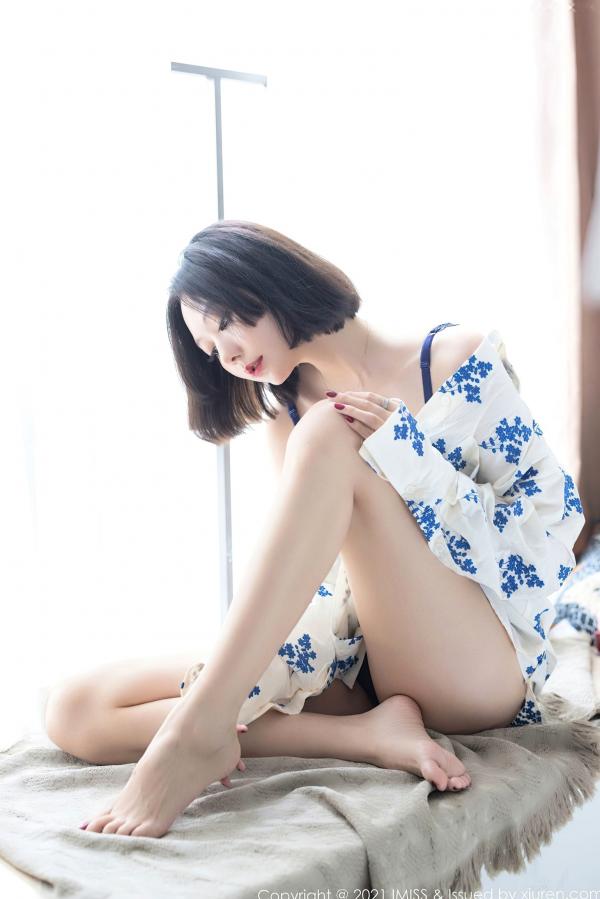    IMiss爱蜜社602期：艺轩蓝印花白衬衫配蕾丝内衣私房照，气质清纯美腿撩人第14张图片