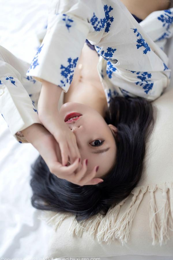    IMiss爱蜜社602期：艺轩蓝印花白衬衫配蕾丝内衣私房照，气质清纯美腿撩人第54张图片