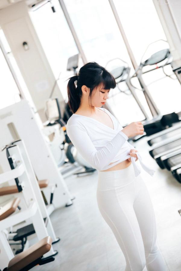    韩国美女-Kissme-健身房私房照-脱衣健身-极致诱惑-无圣光-Loozy-性感运动女神第6张图片