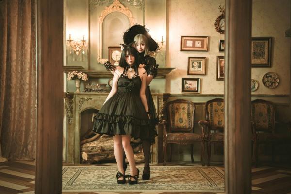    落落Raku与搭档演绎魔女黑猫，暗黑哥特风角色扮演私房，高清束缚感艺术大片第27张图片