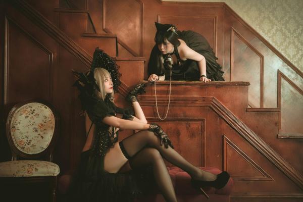    落落Raku与搭档演绎魔女黑猫，暗黑哥特风角色扮演私房，高清束缚感艺术大片第32张图片