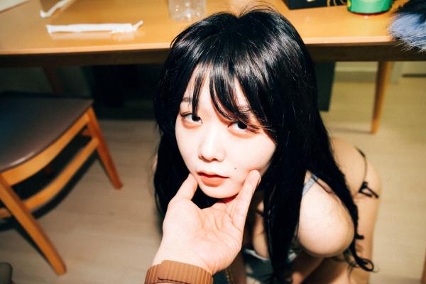    韩国美女琪雅Zia私密写真，大胆尺度挑战，柔媚神情与火辣身材，极致诱惑私房大片第48张图片