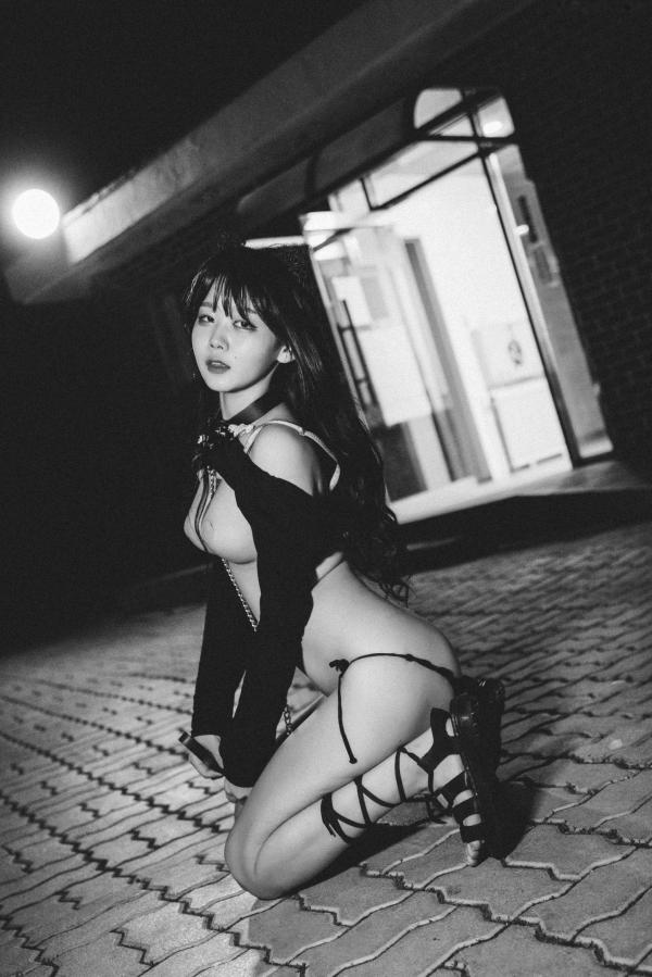    韩国美女琪雅Zia私密写真，大胆尺度挑战，柔媚神情与火辣身材，极致诱惑私房大片第81张图片