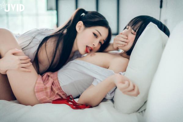    JVID-婕咪-齐齐-湿润百合-谁先高潮谁就输了第15张图片