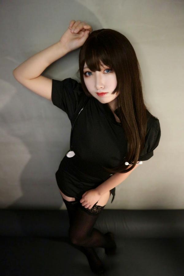    欢迎回来莫科纳室-Mokona-黑人护士的调皮检查室：性感黑色蕾丝制服私房写真，诱惑吊带丝袜尤物特写第11张图片