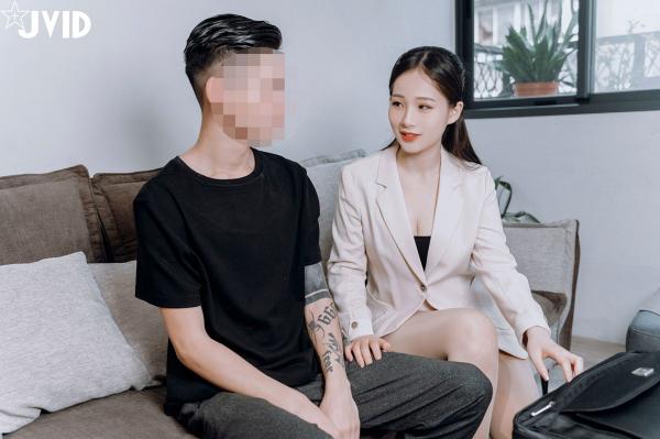   JVID婕咪：职场风干练白西装推销员，御姐诱惑互动，大尺度飞机杯激情演示，完美身材尽显极致魅惑第7张图片