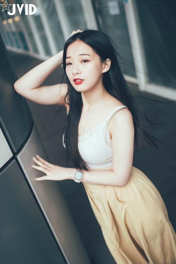    JVID-婕咪：网吧闲逛，漂泊网咖的少女，全裸挑战大尺度，无圣光私房诱惑，极品大奶，极致挑逗，大饱眼福No.623-614第2张图片