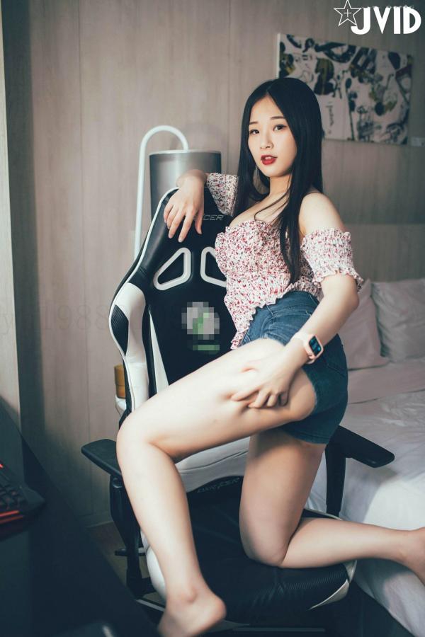    JVID-婕咪：网吧闲逛，漂泊网咖的少女，全裸挑战大尺度，无圣光私房诱惑，极品大奶，极致挑逗，大饱眼福No.623-614第6张图片