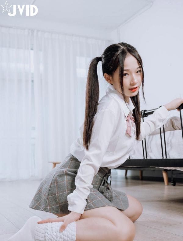    JVID-婕咪-Juice-双马尾制服女孩-男人的幻想第2张图片