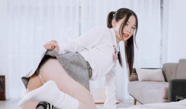    JVID-婕咪-Juice-双马尾制服女孩-男人的幻想第7张图片