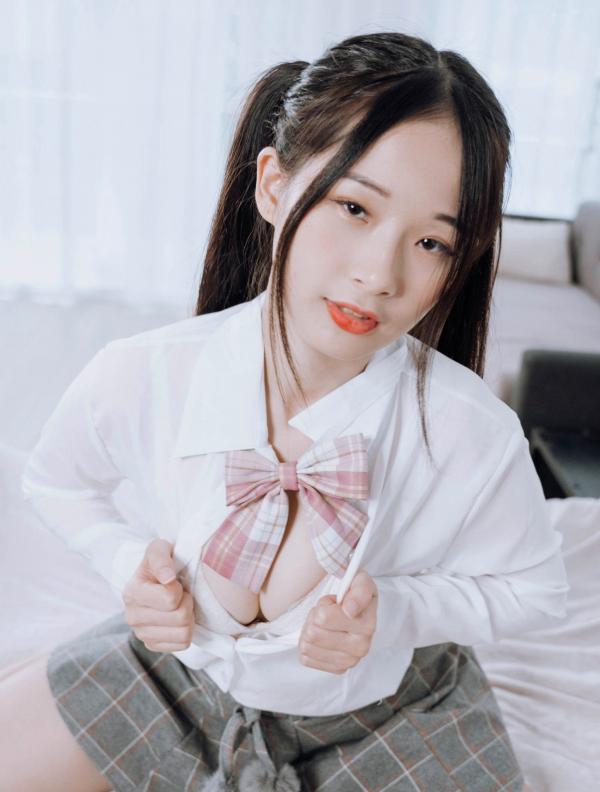    JVID-婕咪-Juice-双马尾制服女孩-男人的幻想第17张图片