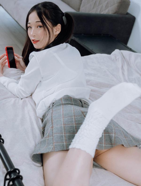    JVID-婕咪-Juice-双马尾制服女孩-男人的幻想第24张图片