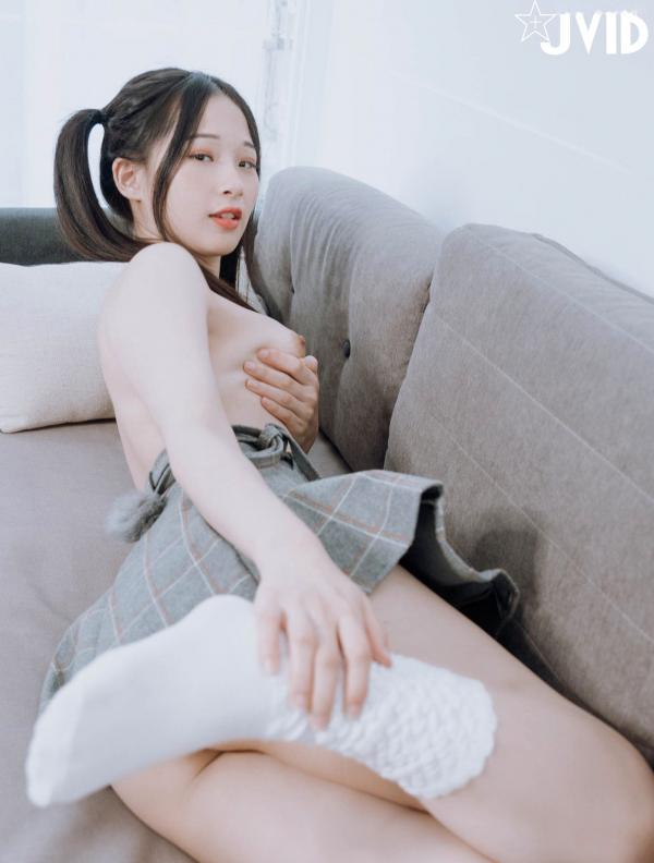    JVID-婕咪-Juice-双马尾制服女孩-男人的幻想第53张图片