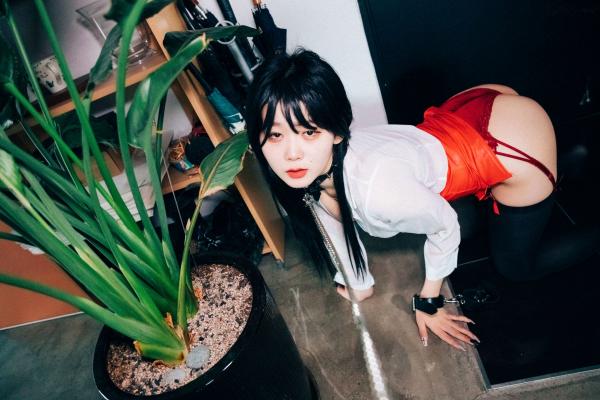    韩国美女-琪雅-Zia-办公室制服诱惑系列，职场禁锢风，黑丝长腿，大尺度唯美展现第5张图片