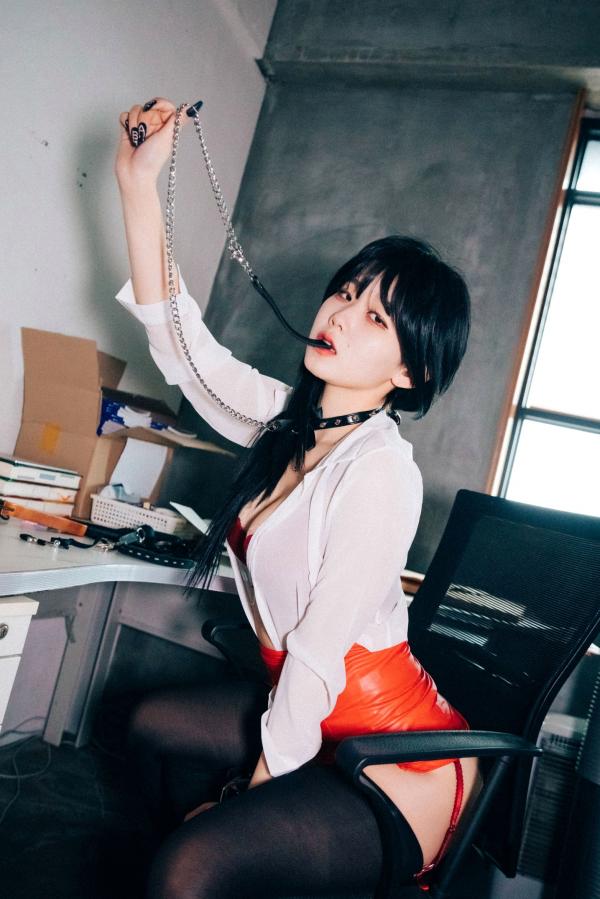    韩国美女-琪雅-Zia-办公室制服诱惑系列，职场禁锢风，黑丝长腿，大尺度唯美展现第16张图片