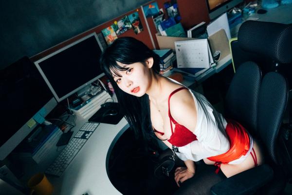    韩国美女-琪雅-Zia-办公室制服诱惑系列，职场禁锢风，黑丝长腿，大尺度唯美展现第53张图片