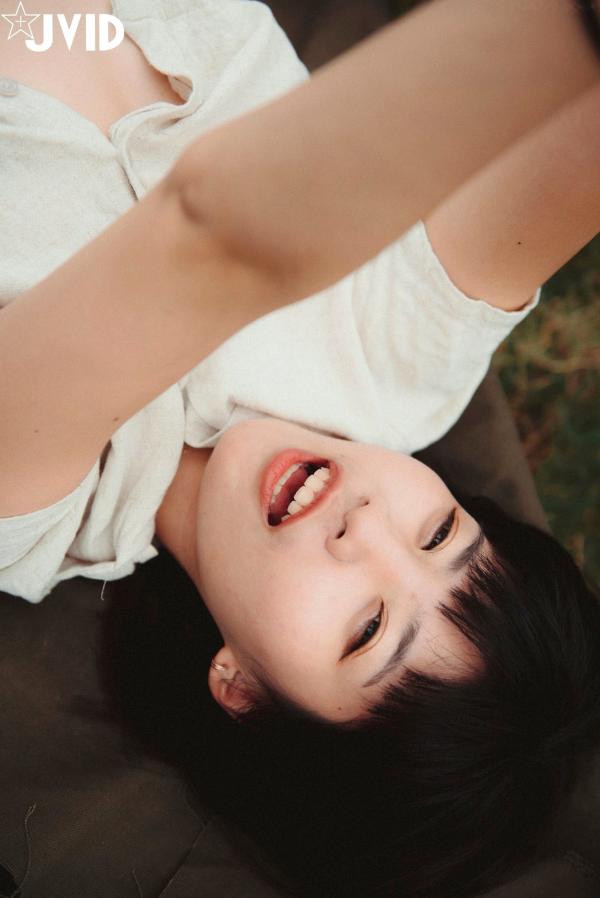    JVID果宝宝-和你一起趣露营：野外露营风格，硬派越野车与清纯少女，私密写真，极品大尺度性感诱惑第13张图片