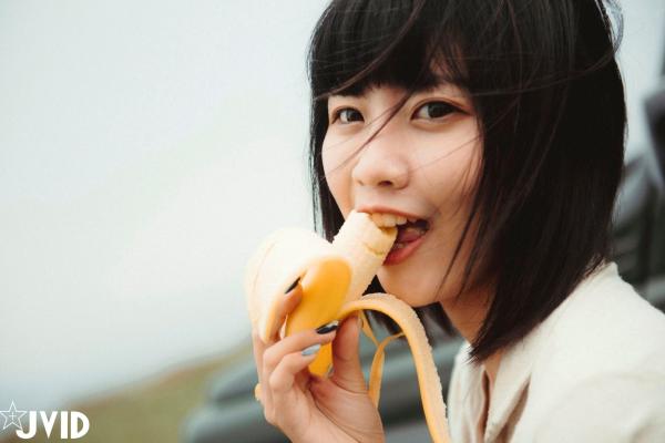    JVID果宝宝-和你一起趣露营：野外露营风格，硬派越野车与清纯少女，私密写真，极品大尺度性感诱惑第26张图片