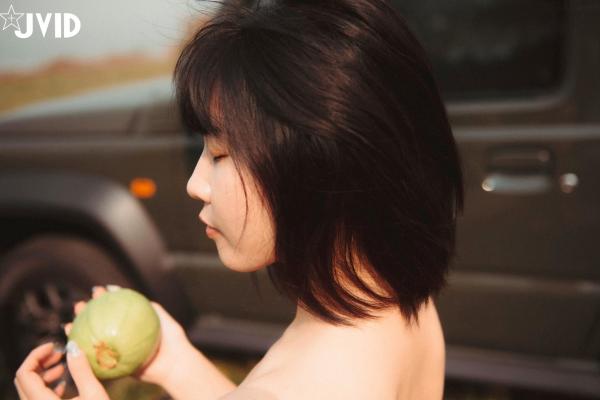    JVID果宝宝-和你一起趣露营：野外露营风格，硬派越野车与清纯少女，私密写真，极品大尺度性感诱惑第58张图片