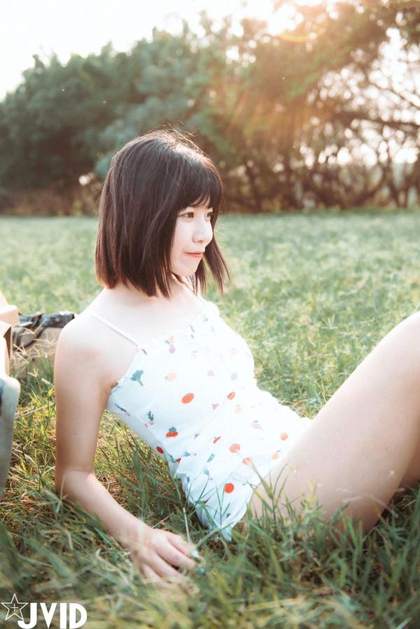    JVID果宝宝-和你一起趣露营：野外露营风格，硬派越野车与清纯少女，私密写真，极品大尺度性感诱惑第117张图片