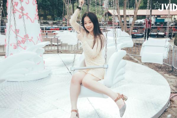    JVID-婕咪-日租女友：游乐园浪漫约会与诱惑床照，清纯与大尺度的双重极致视觉体验第20张图片