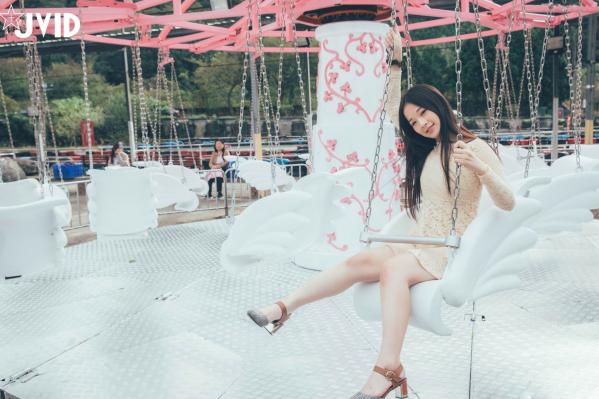    JVID-婕咪-日租女友：游乐园浪漫约会与诱惑床照，清纯与大尺度的双重极致视觉体验第22张图片