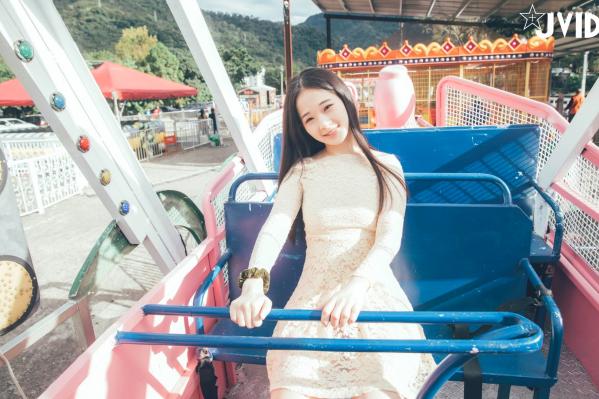    JVID-婕咪-日租女友：游乐园浪漫约会与诱惑床照，清纯与大尺度的双重极致视觉体验第29张图片