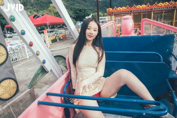    JVID-婕咪-日租女友：游乐园浪漫约会与诱惑床照，清纯与大尺度的双重极致视觉体验第34张图片