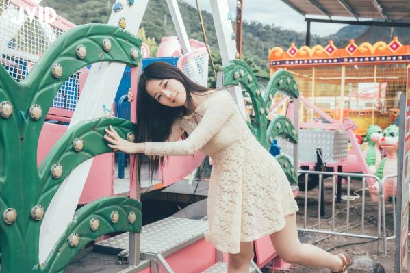    JVID-婕咪-日租女友：游乐园浪漫约会与诱惑床照，清纯与大尺度的双重极致视觉体验第42张图片