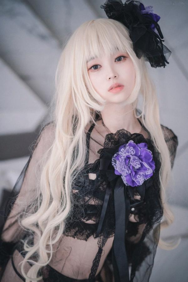    韩国美女Bambi斑比《命运之子》丽塔Cosplay：暗黑哥特风黑丝蕾丝内衣，精致白发造型诱惑写真第21张图片